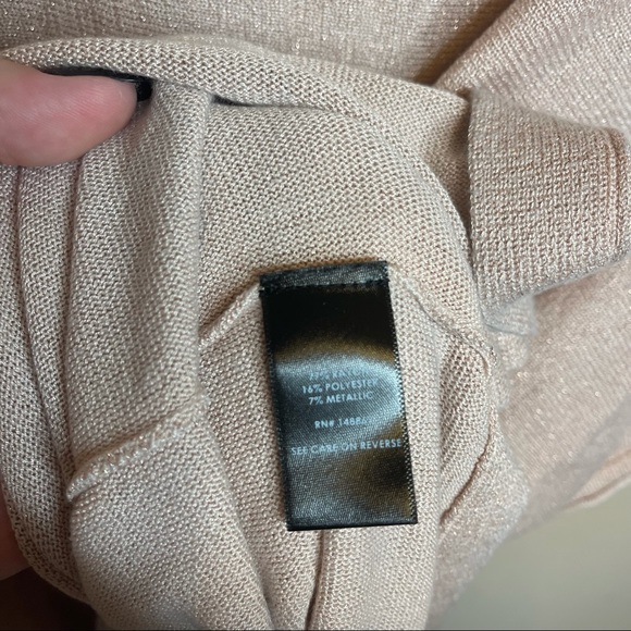 Torrid Pink Shimmer Pointelle Cold Shoulder Top Size 3 - Picture 7 of 7